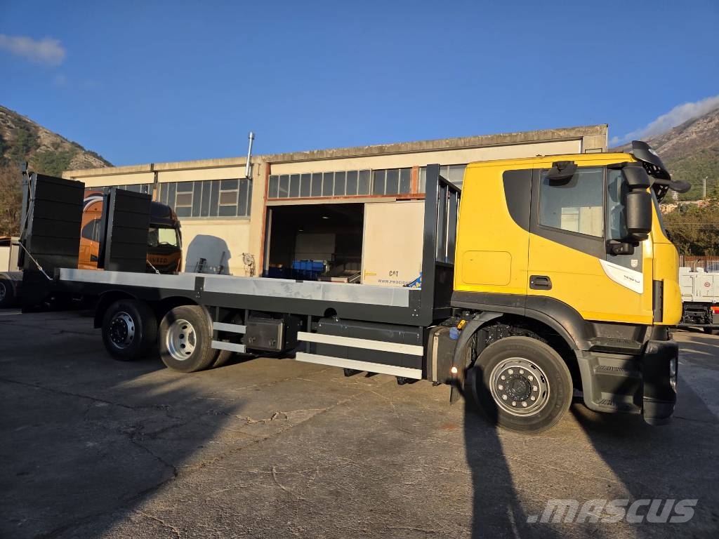 Iveco HI-STREET 260S46 XP Бортові вантажівки