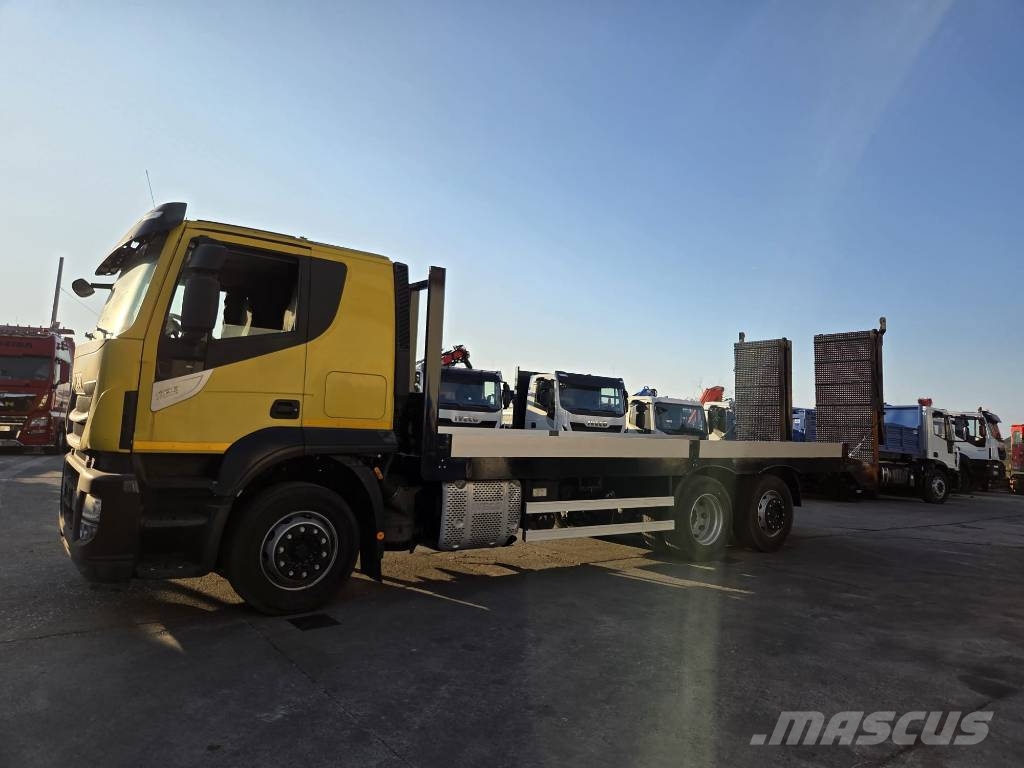 Iveco HI-STREET 260S46 XP Бортові вантажівки