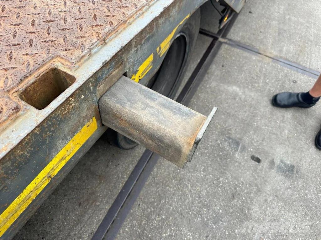 Floor 3 AXLE , 6 M EXTENDABLE, WHEEL FILLIS Mélybölcsős félpótkocsik