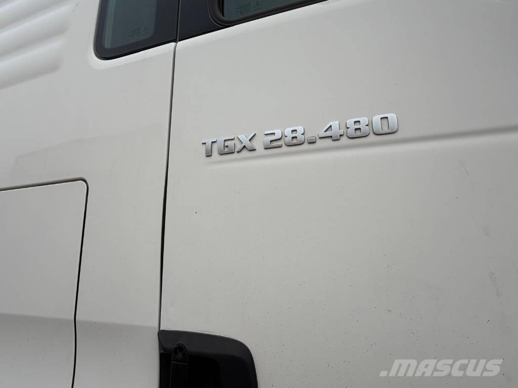 MAN TGX 28.480 6X2-2 BLS Hydraulik Vetopöytäautot