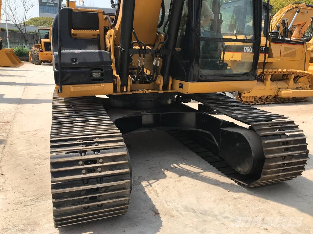 CAT 315 D L Kāpurķēžu ekskavatori