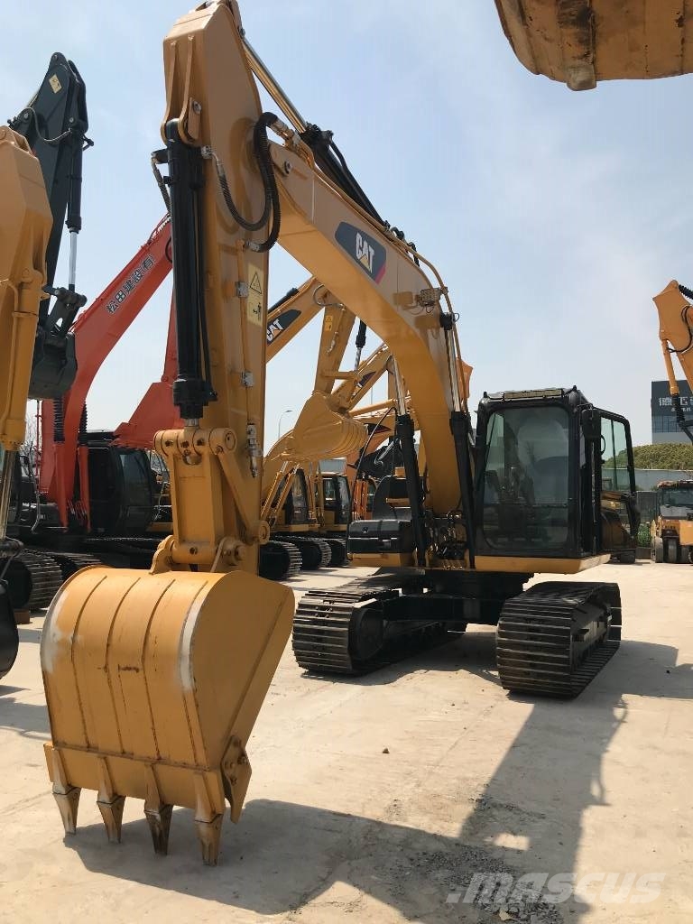 CAT 315 D L Kāpurķēžu ekskavatori