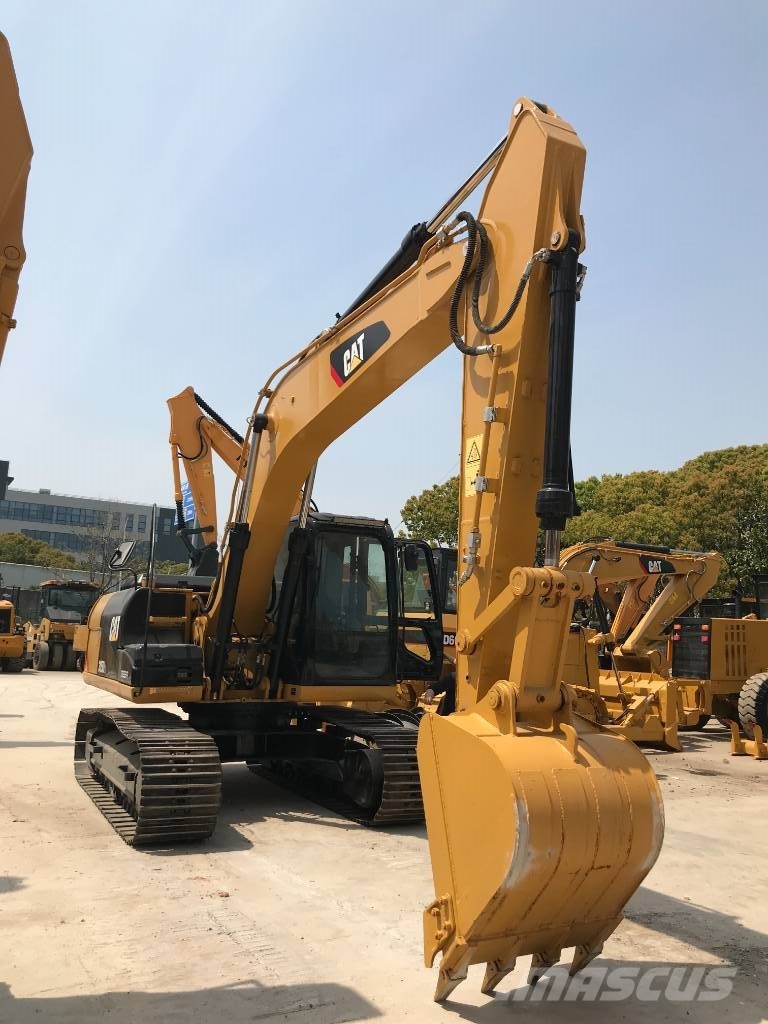CAT 315 D L Kāpurķēžu ekskavatori