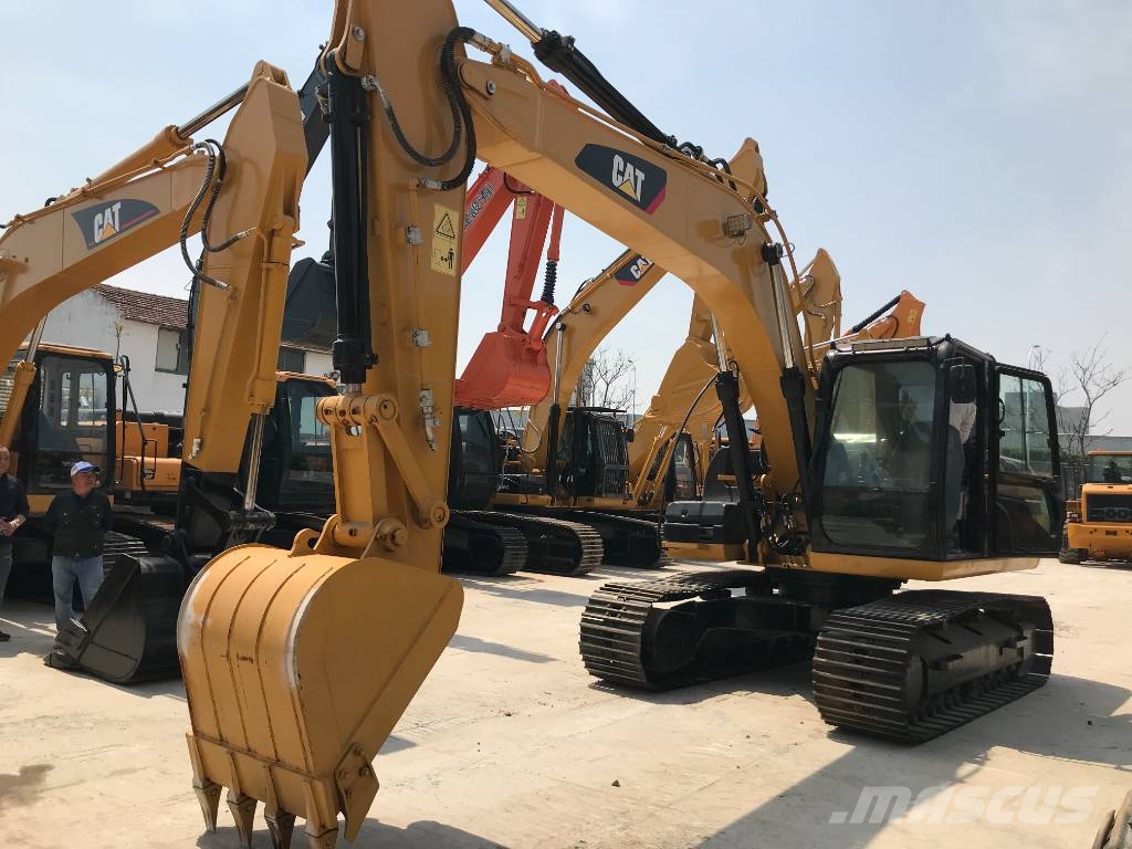 CAT 315 D L Kāpurķēžu ekskavatori