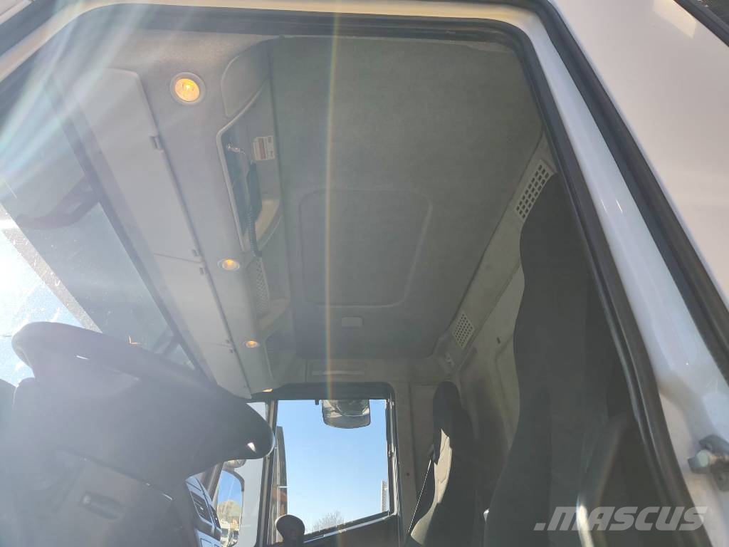 Iveco Stralis 260 S31 Νταλίκες μεταφοράς οχημάτων
