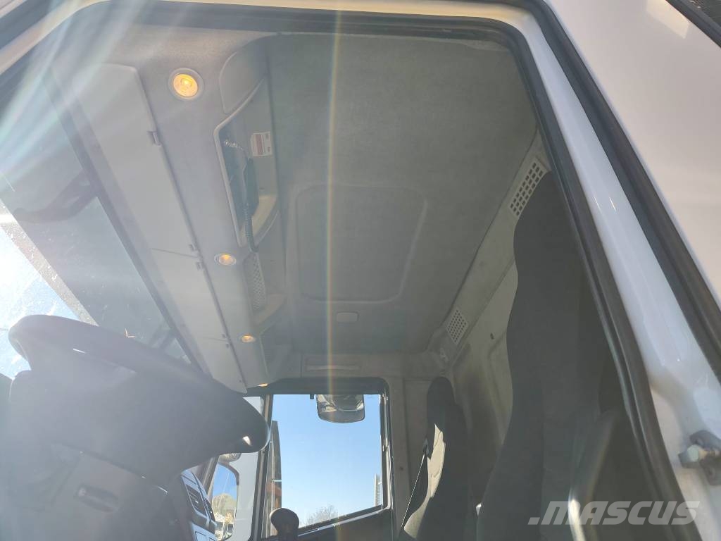 Iveco Stralis 260 S31 Νταλίκες μεταφοράς οχημάτων