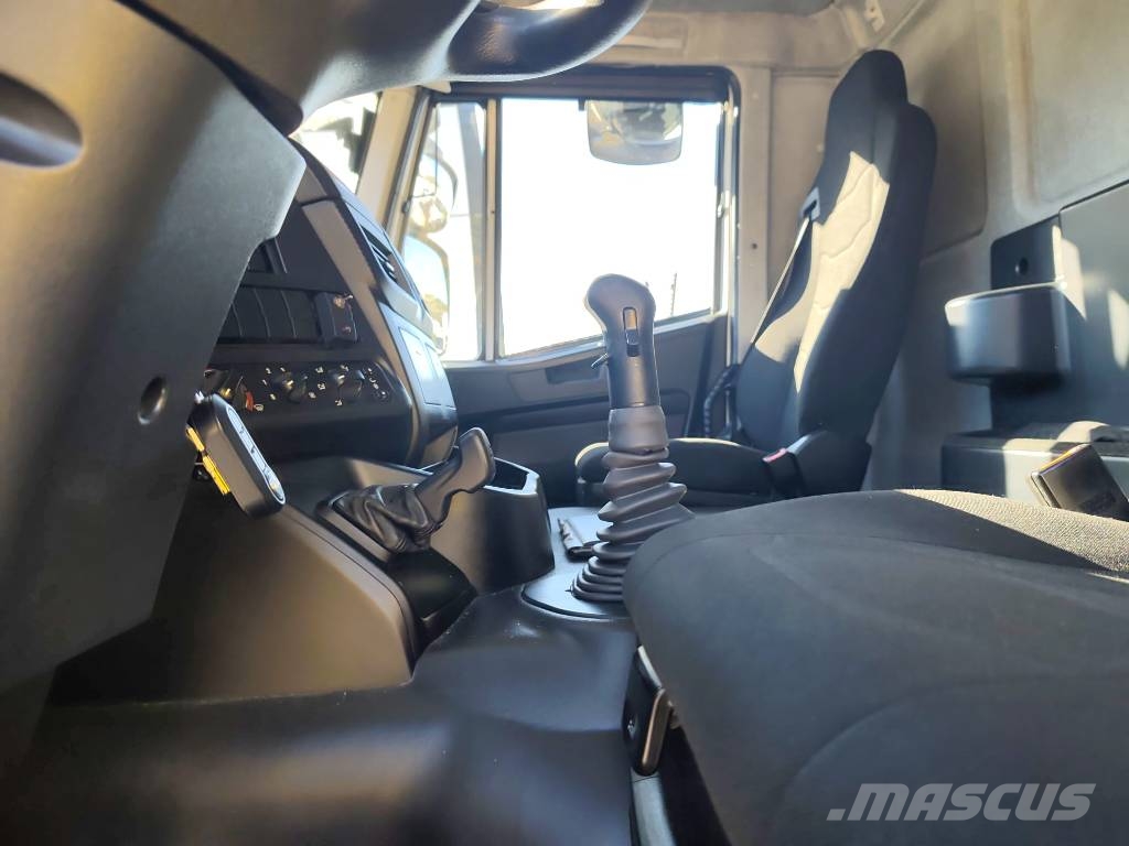 Iveco Stralis 260 S31 Νταλίκες μεταφοράς οχημάτων