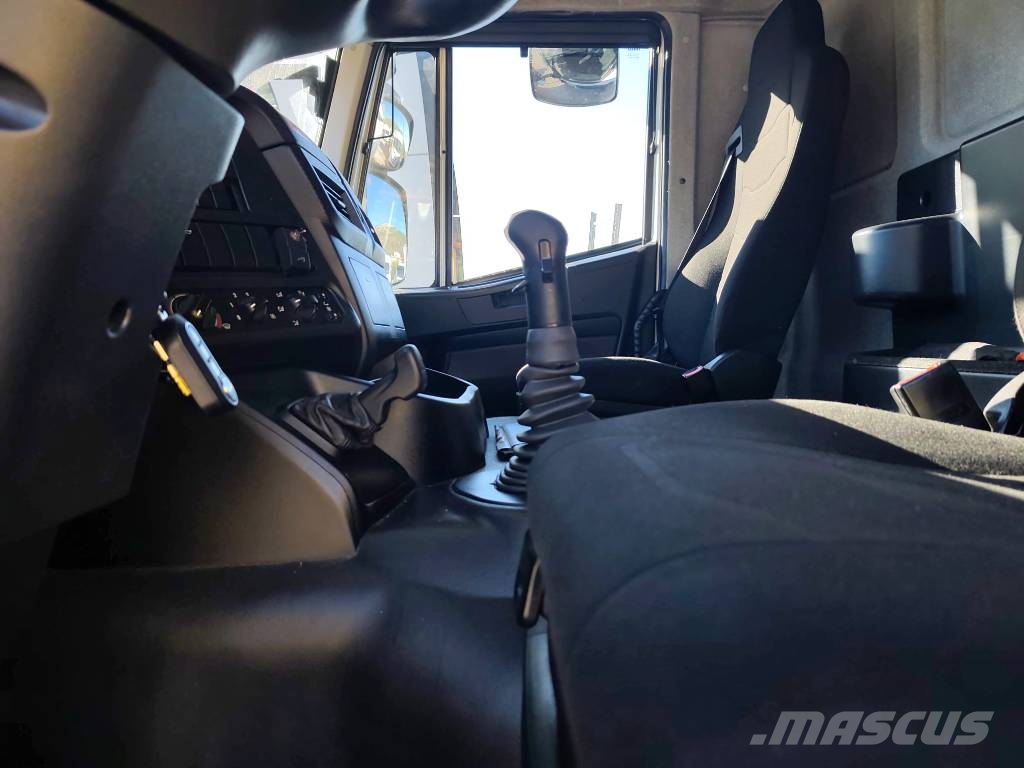 Iveco Stralis 260 S31 Νταλίκες μεταφοράς οχημάτων