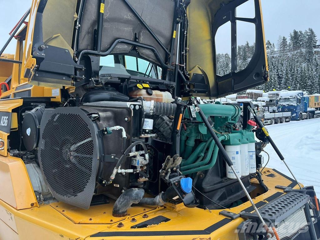 Volvo A25G Kloubové dempry