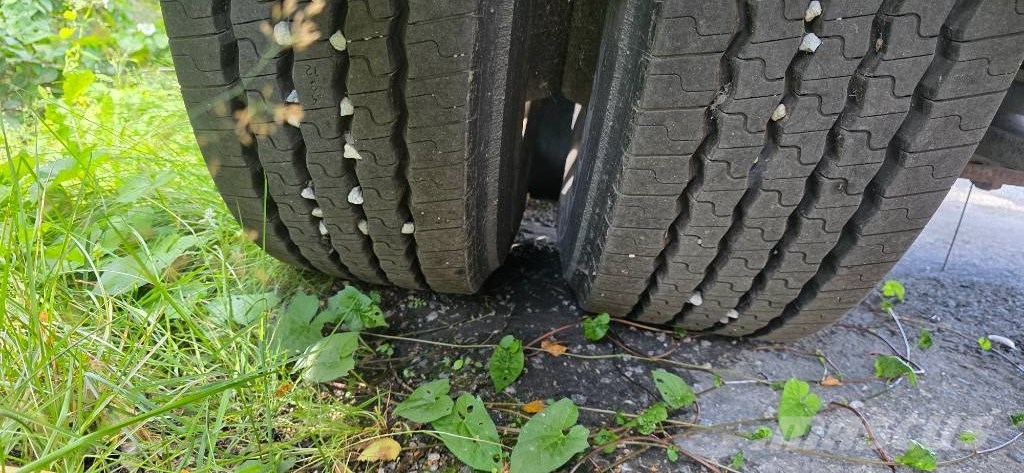 Kaupe Vaihtolavaperävaunu Nomontējamie treileri