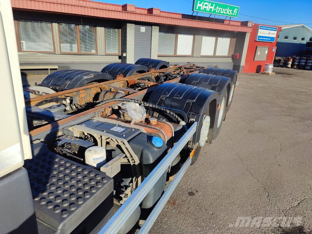 Volvo FM 13 ADR Camiones con chasís y cabina