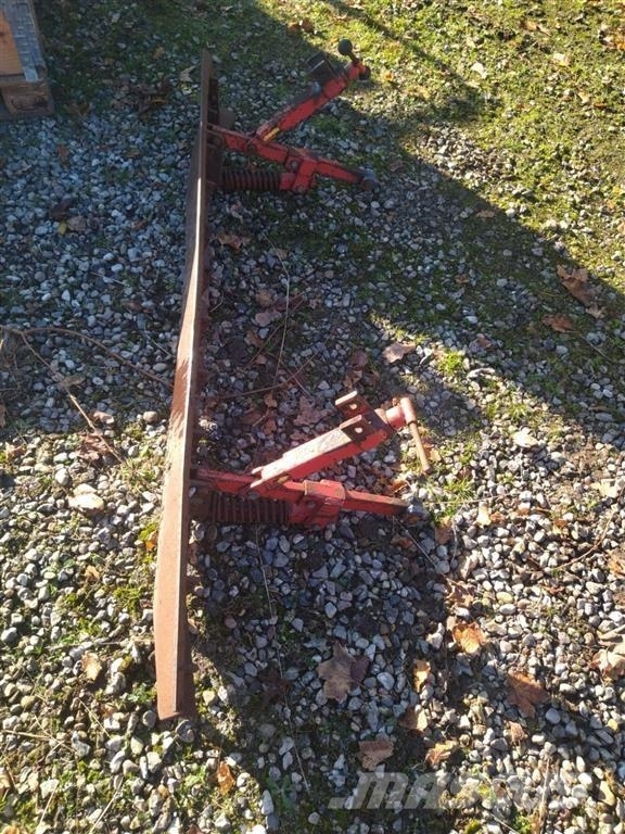 2 stk. planerplanker ca. 2 meter Harrows
