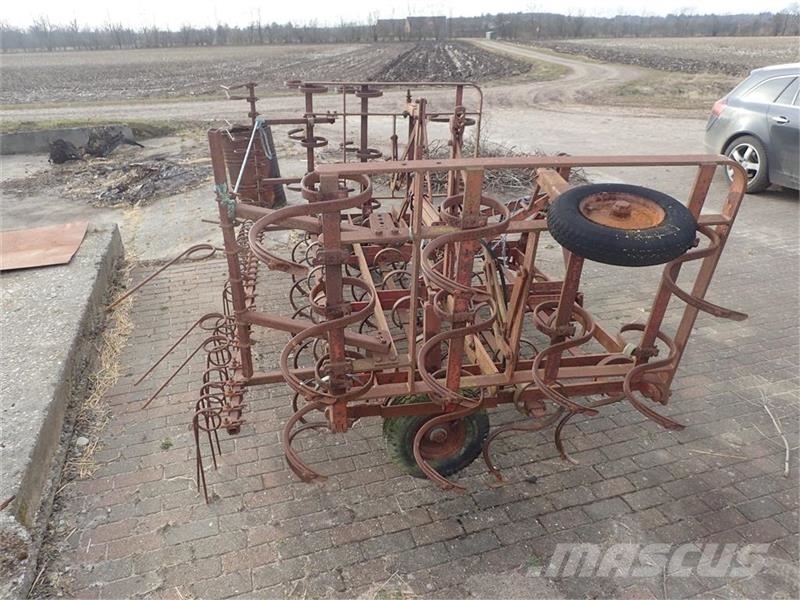 4,5 m Harrows