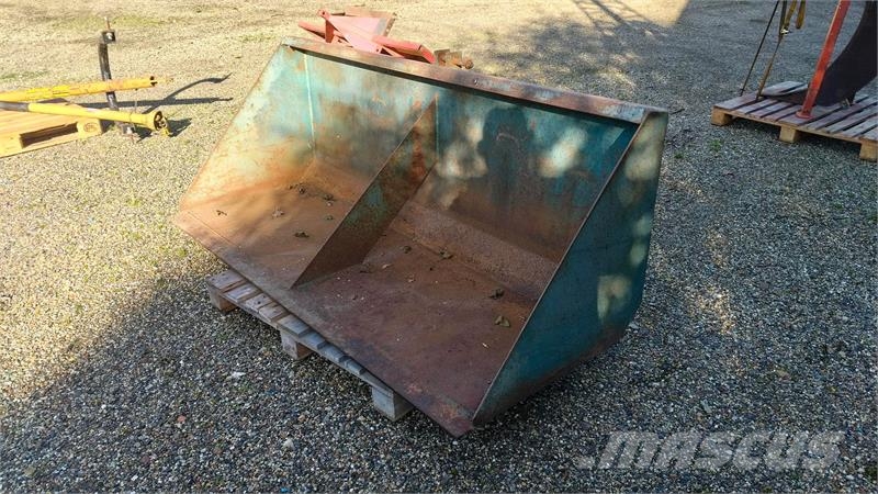  bagskuffe brede 2 meter Altri accessori per trattori