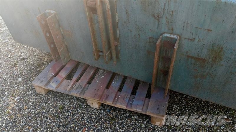 bagskuffe brede 2 meter Altri accessori per trattori