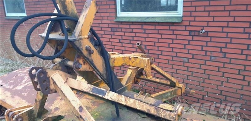 Bomford Dynadrive med stubharve Harver