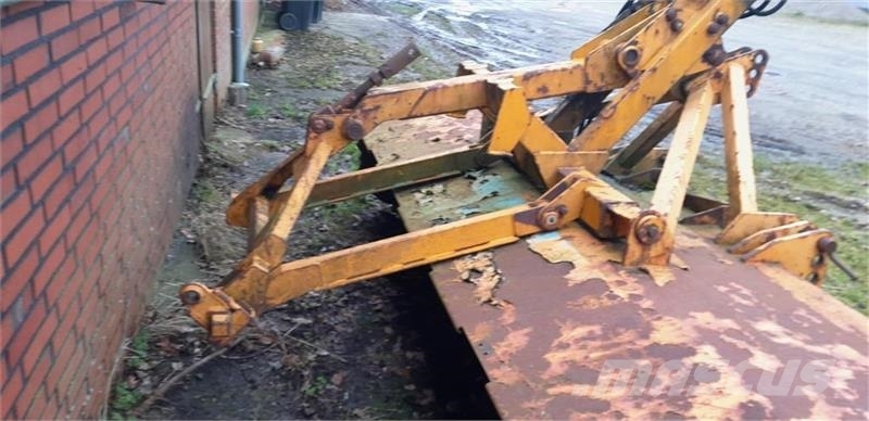 Bomford Dynadrive med stubharve Harver