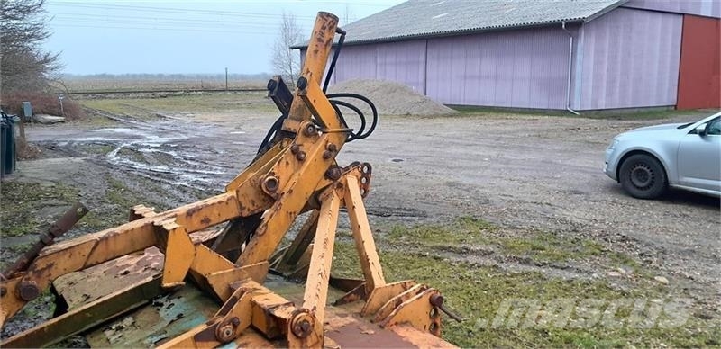 Bomford Dynadrive med stubharve Harver