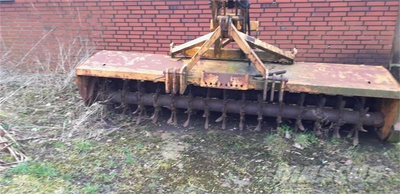 Bomford Dynadrive med stubharve Harver