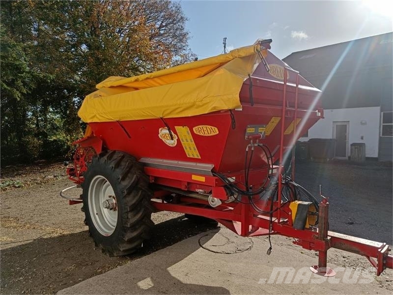Bredal B 4 hydraulisk kantspredning Mineralspreder