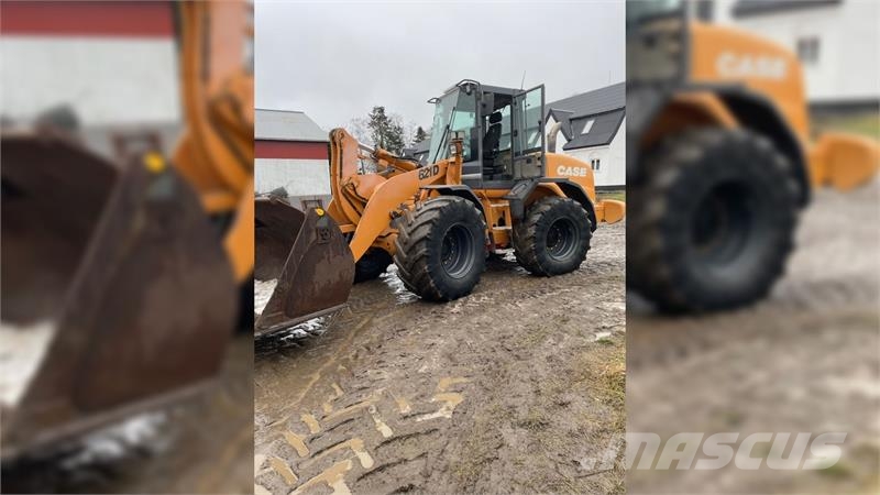 CASE 621D BUD MODTAGES Chargeuse sur pneus
