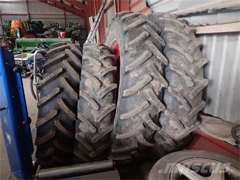 Continental 380/85R46 + 340/85R36 Tekerlekler