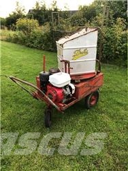 Duks Halmsnitter Strø-/halmsnitter med 11 hp Honda moto 其他收获机械