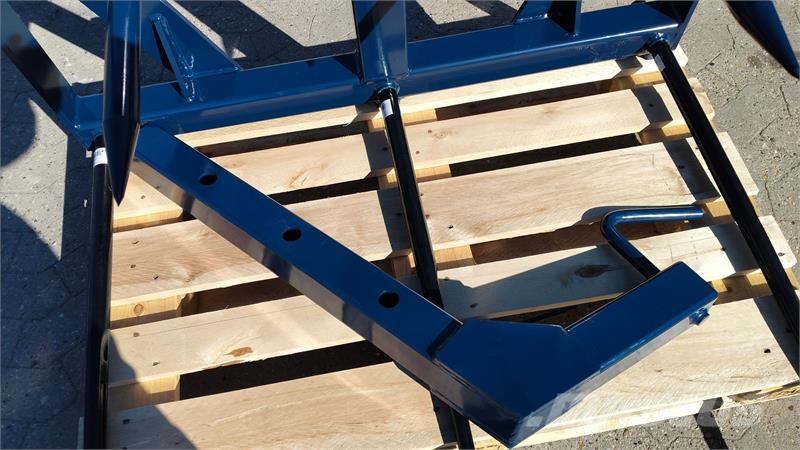 FK Machinery Balle spyd med storsækkekrog Příslušenství předního nakladače