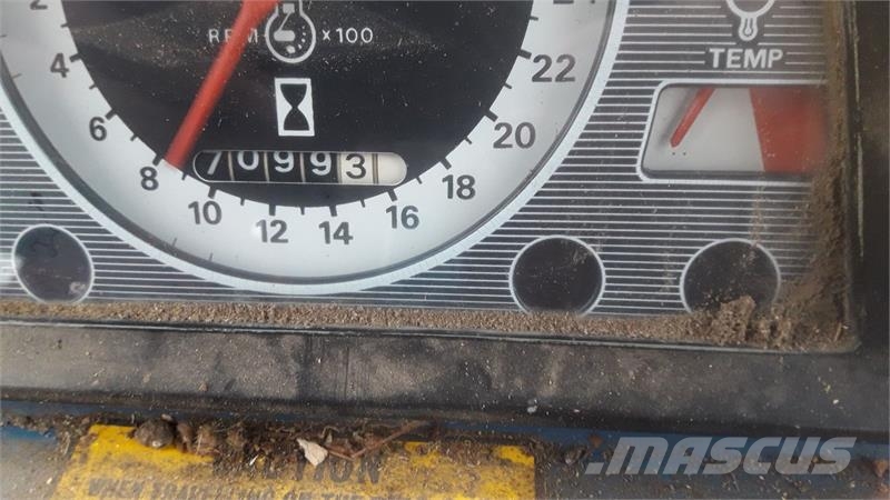 Ford 6600 2 WD Daul power Traktorok