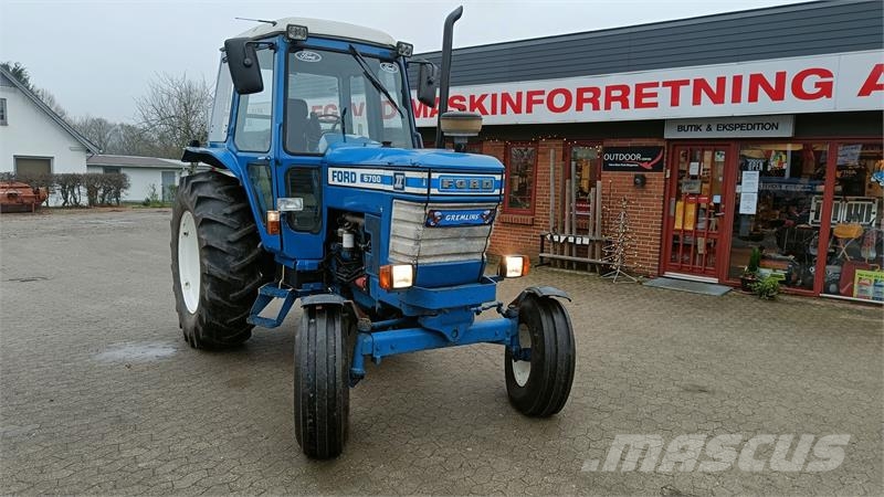 Ford 6700 med en turbo motor