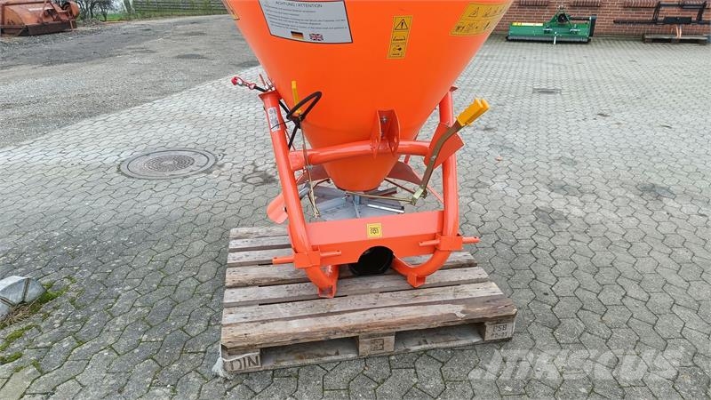 Grass-Rol 500L. Saltspreder Sand- og saltspredere