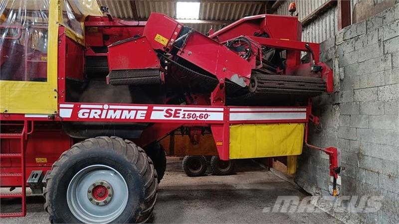 Grimme SE 150-60 Grimme SE 150-60, med hjultræk og med 17 馬鈴薯收穫機和挖掘機