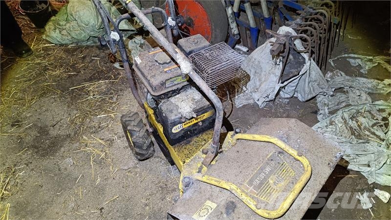 Handy Sweep fejemaskine walk-behind (TEXAS) Sonstige Landmaschinen