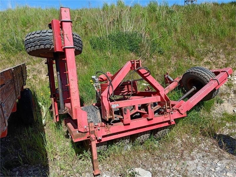 He-Va Press-Roller 4 m med slæbeplanke 滚笼耙