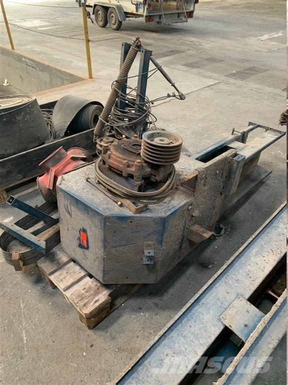 Jema T 19 V 60-80 tons/h 35 meter Tracks, chains and undercarriage