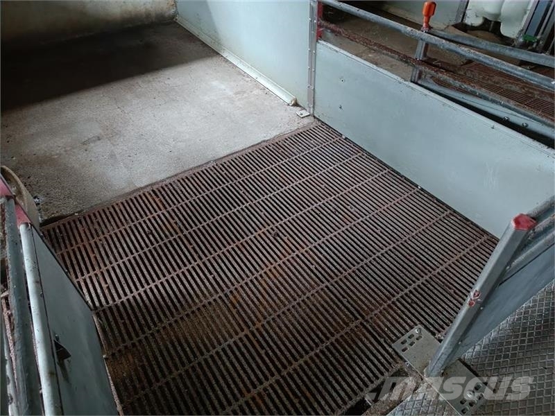 klima-/smågrise stier 16 stier MOMSFRI Άλλα μηχανήματα κτηνοτροφίας και εξαρτήματα