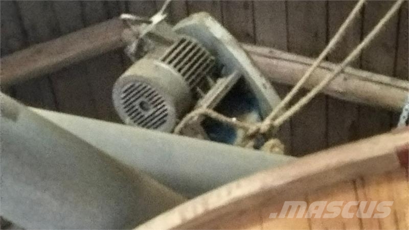 Kongskilde rørsnegl 102 mm. 5 meter ماكينات زراعية - غير ذلك