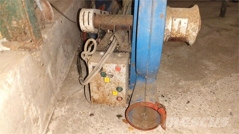 Kongskilde TRL 150 med cellesluse Receiving hoppers, blowers and elevators