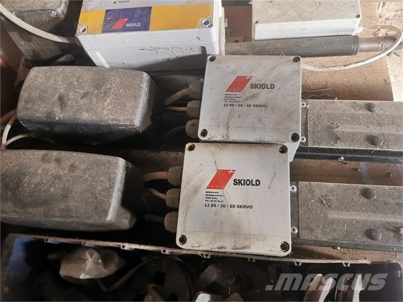 Skiold LI 29/30/60 servomotorer til ventilation Outra maquinaria e acessórios para gado