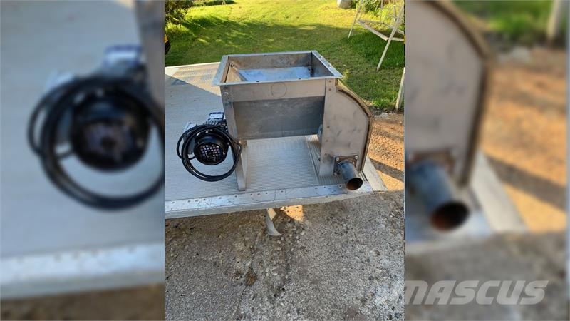 Skiold . Skiold Optagerstation Ø 50,8 med gearmotor, udfø Ostali stroji in oprema za živino