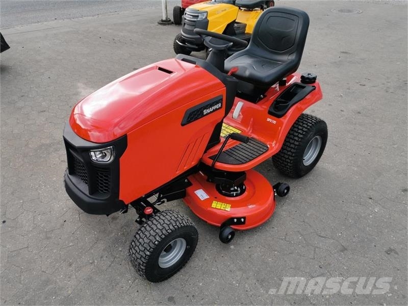Snapper SPX110 Kompaktni (mali) traktori