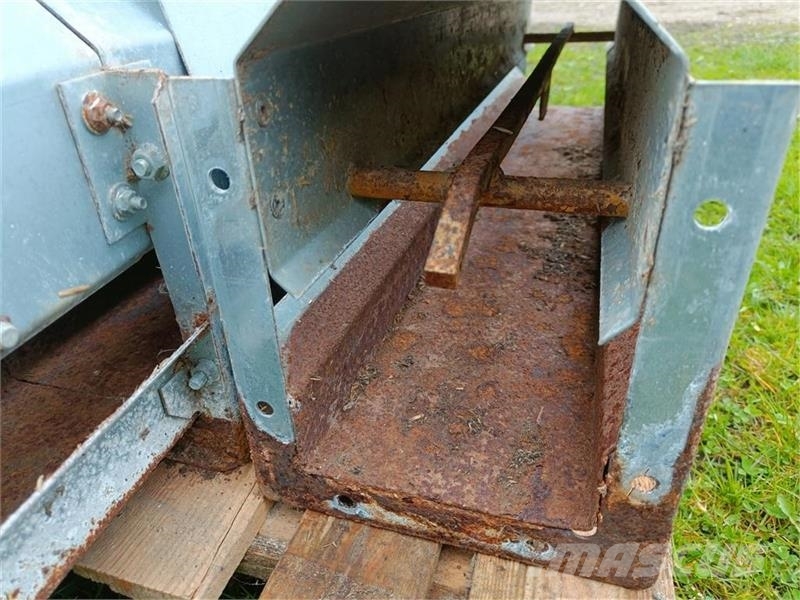 Søby SR25 3 + 6 meter lukket / åben redler med ny kæde Futterverteilwagen
