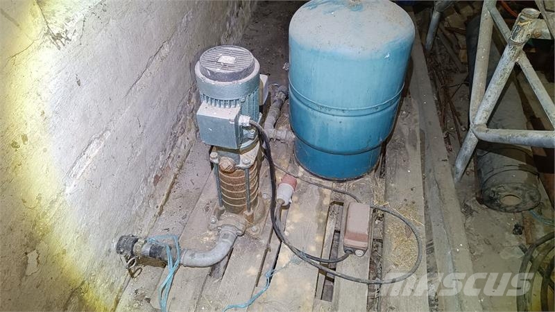  Thrige-titan vandpumpe 1,1 kW ماكينات وملحقات مواش أخرى