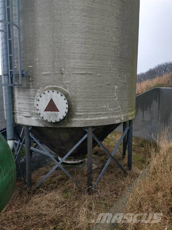 Tunetank 143m3 Glasfibersilo Tvertņu izkraušanas aprīkojums