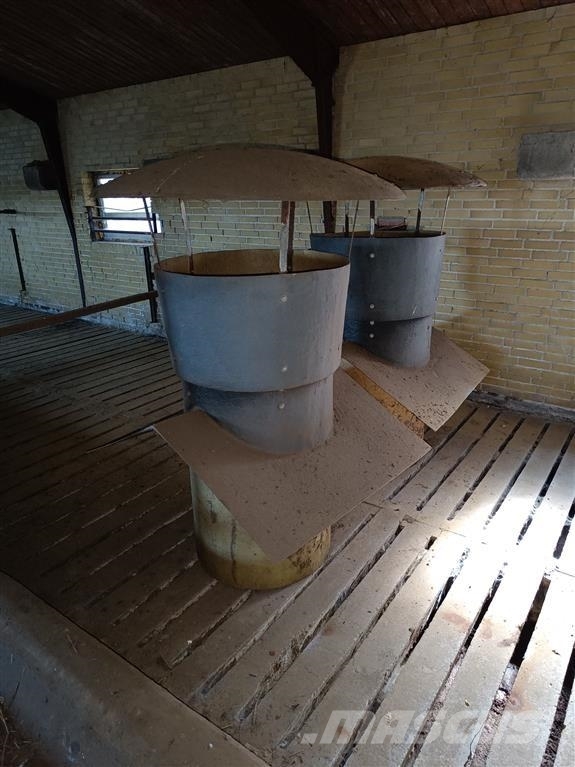  Ventilationsskorsten/hætte 2 stk. Інше тваринницьке обладнання