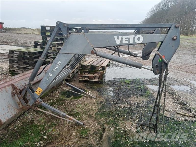 Veto F-16 Chargeur frontal, fourche