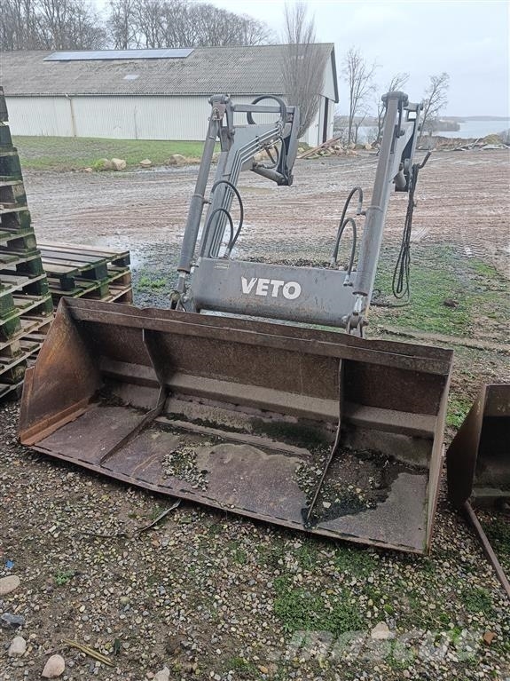 Veto F-16 Chargeur frontal, fourche