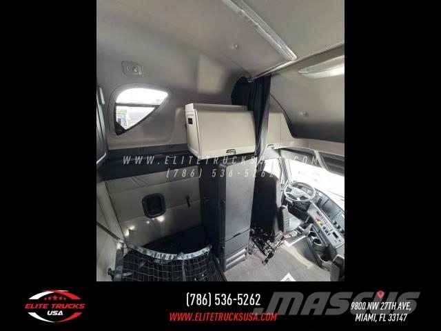 Freightliner Cascadia Andere Fahrzeuge