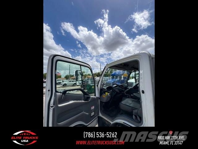 Hino 155 155 Otros camiones