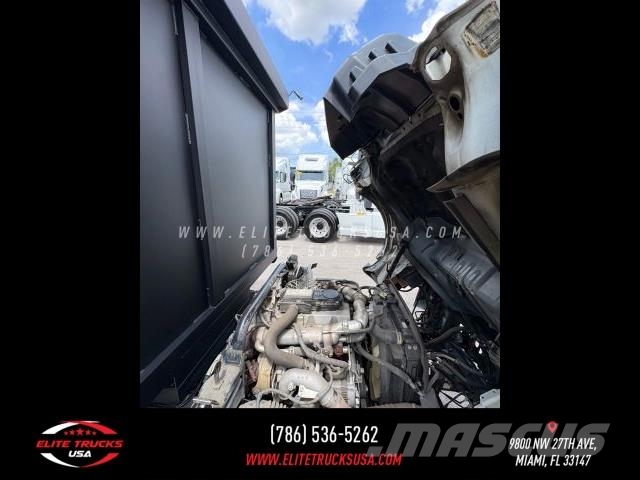 Hino 155 155 Otros camiones